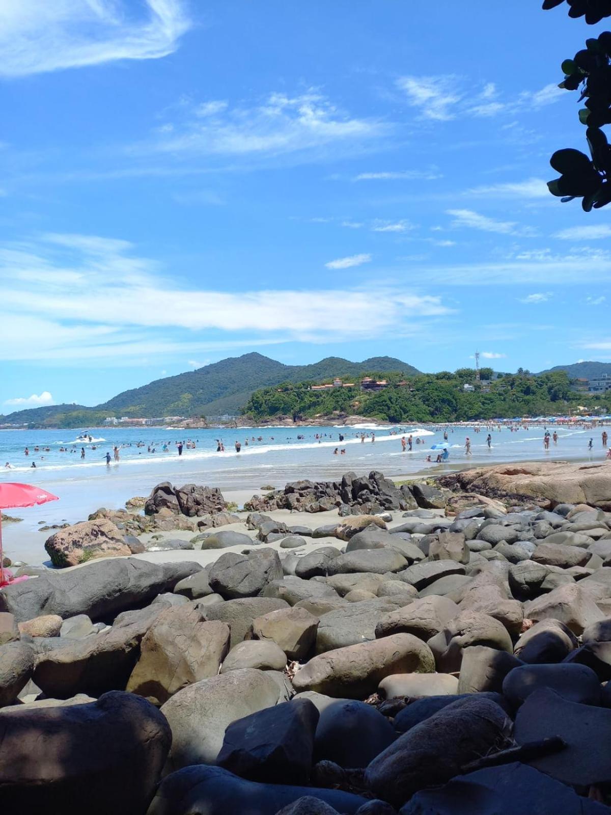 Efferus Hostel Ubatuba Exterior photo