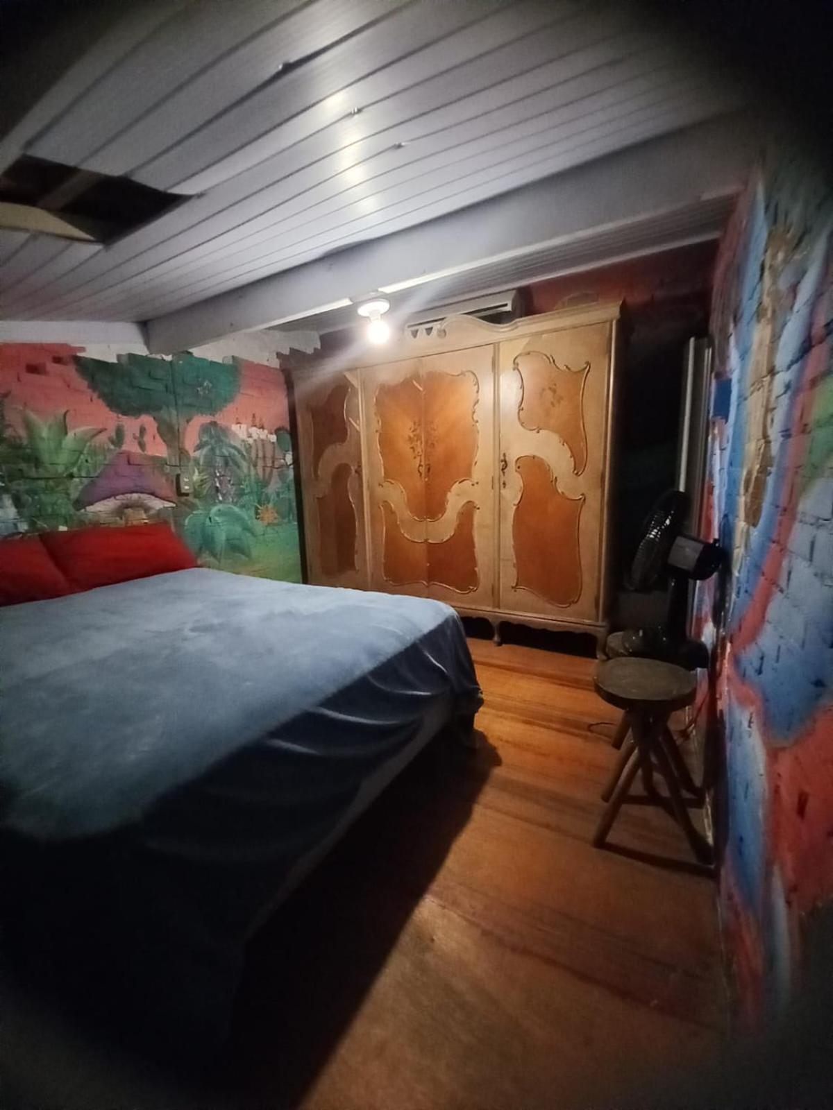 Efferus Hostel Ubatuba Exterior photo